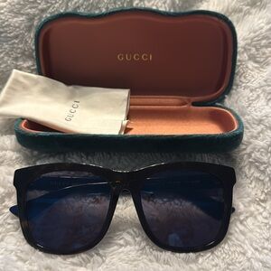 Authentic Gucci Havana Blue Ladies Sunglasses - GG0057SK-004 w Green Gucci Case